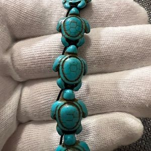 Turtle 🐢 turquoise adjustable bracelet 💚🐢